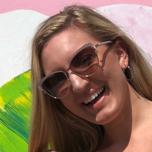 Meet your Posher, Jess